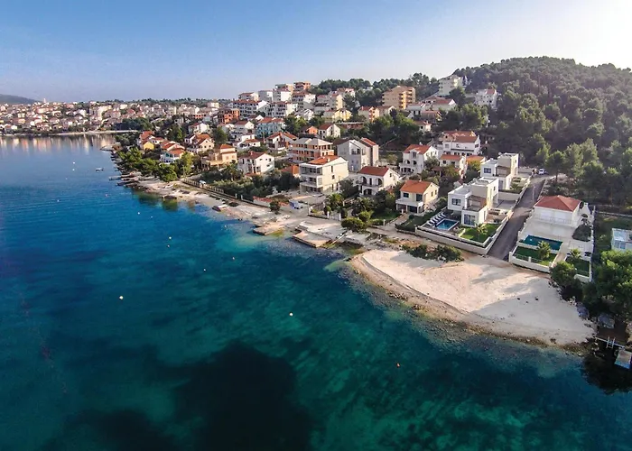 Stunning In Okrug Gornji Apartamento