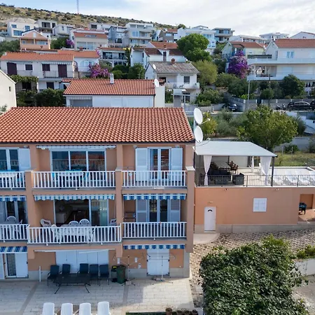 Stunning In Okrug Gornji Lejlighed *