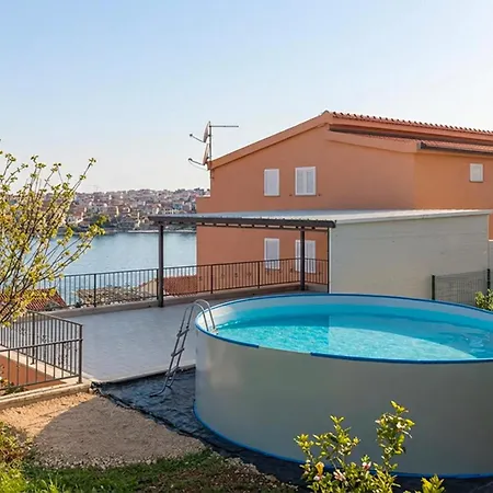 Amazing In Okrug Gornji With Wifi Appartamento Traù