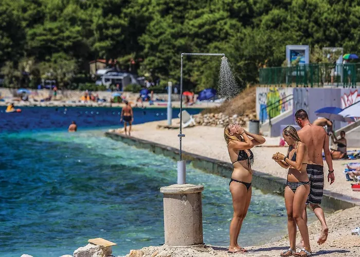 Stunning In Okrug Gornji Apartment